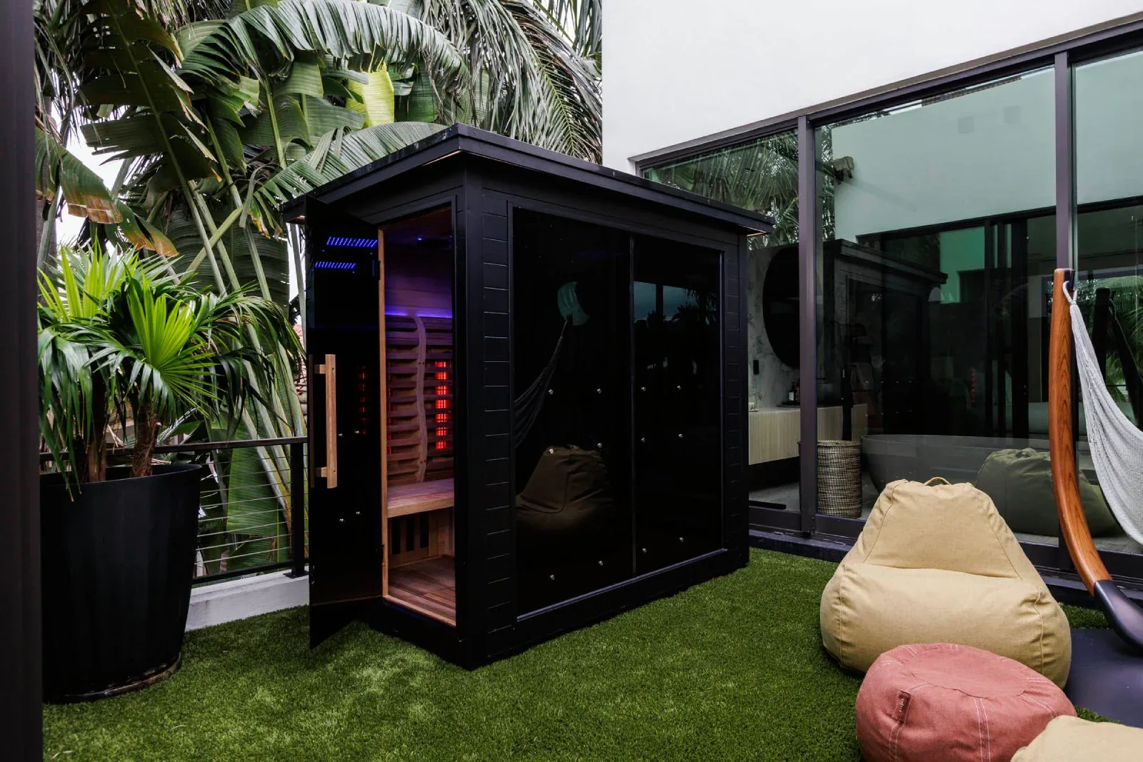 Sun Home Luminar™ Outdoor 5-Person Full Spectrum Infrared Sauna - Image 3
